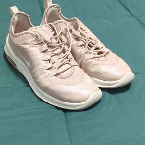 Nike Pink Sneakers Modern Design Cushioned Sole